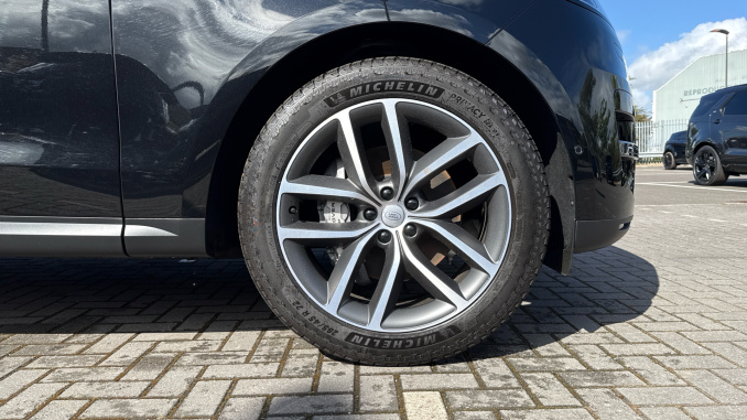 Land Rover Range Rover Sport 3.0 D300 SE 5dr Auto Diesel Estate - Image 8